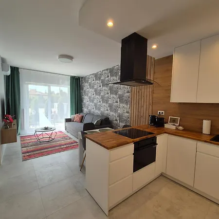 Zacisze 1 Piaseczno (Masovia)